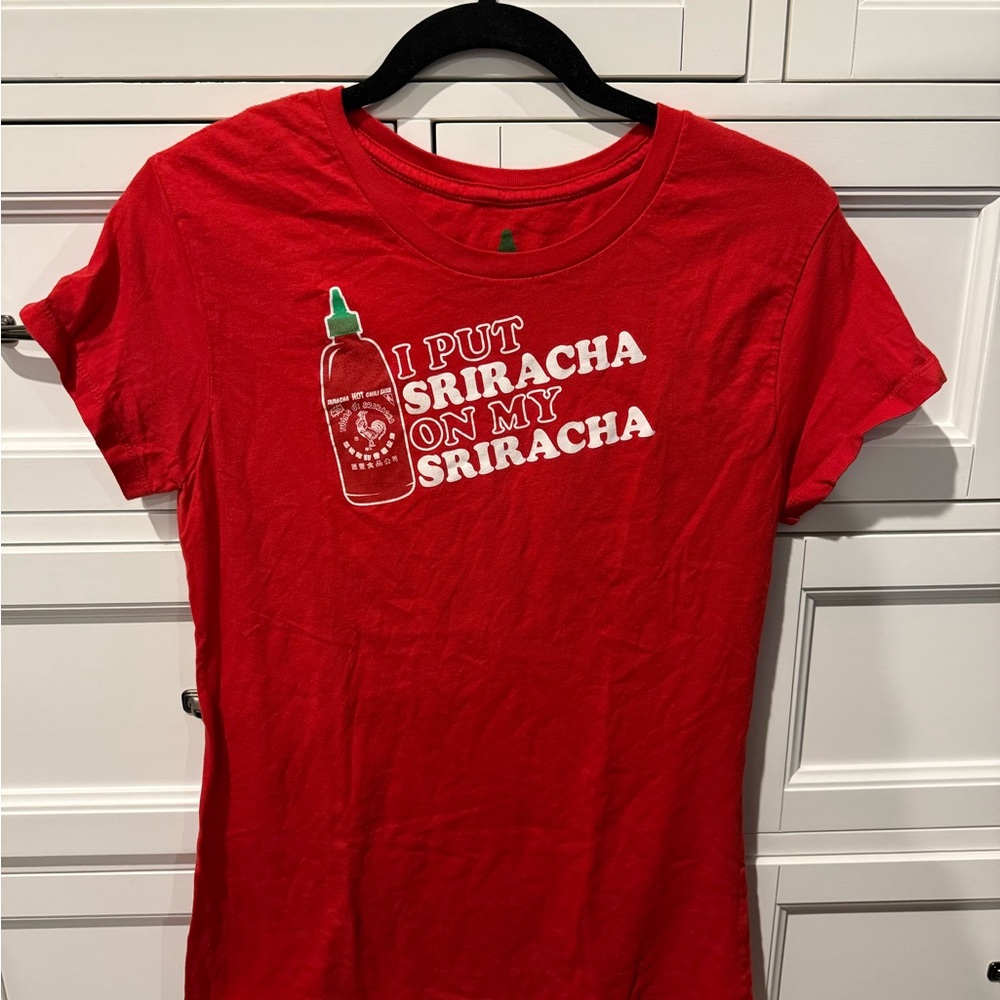 Sriracha shirt. Wore 2 times. ,  says size 2xl but feels like a large